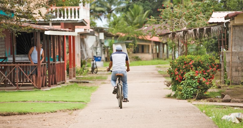 Jaqué: el paraíso donde mandan el olvido y la pobreza