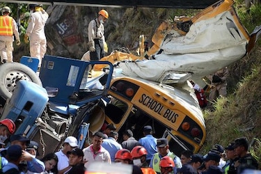 Accidente vial en Honduras deja 16 muertos y 34 heridos