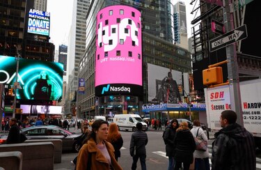Nasdaq y S&P 500 logran nivel  récord en la semana
