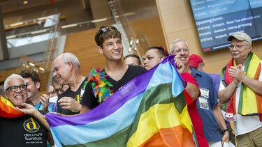 Celebridades festejan la legalización de matrimonios gay