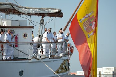 El buque escuela Juan Sebastián Elcano zarpa hacia Panamá con la princesa Leonor de España a bordo