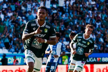 Llegada masiva de legionarios marca el inicio de los entrenamientos con la mira en Surinam