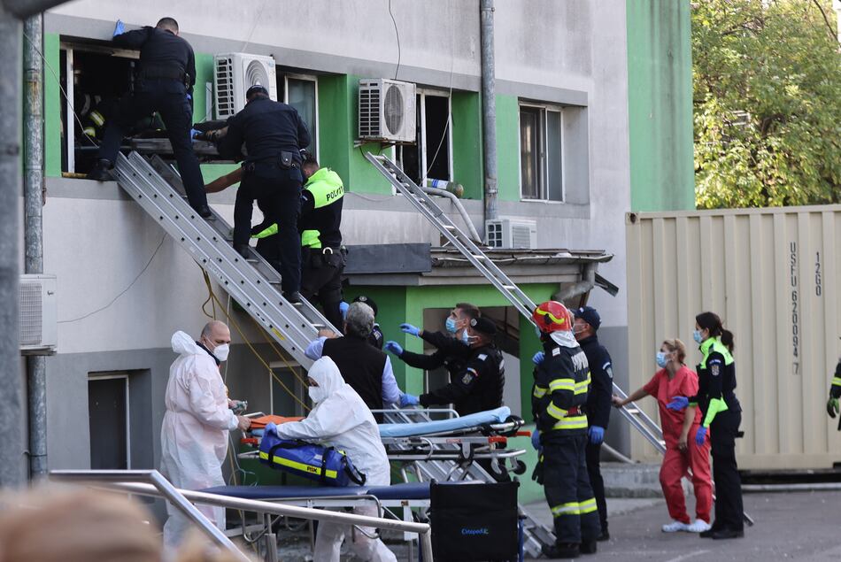 Rumania: siete pacientes con Covid-19 murieron en un incendio en un hospital