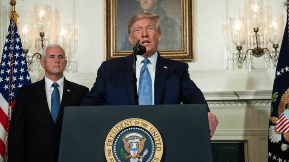 Donald Trump dice que Estados Unidos 'debe condenar' el supremacismo blanco