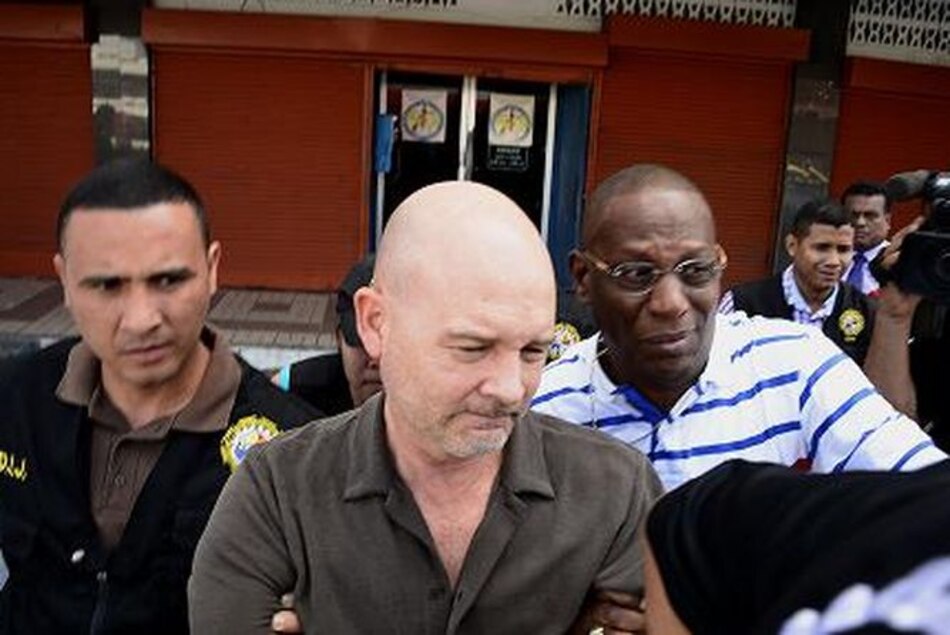 Pérez: 'Solicito casa por cárcel para seguir colaborando'