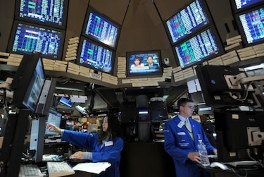 Wall Street abre con ganancias y el Dow Jones sube un 0.59%