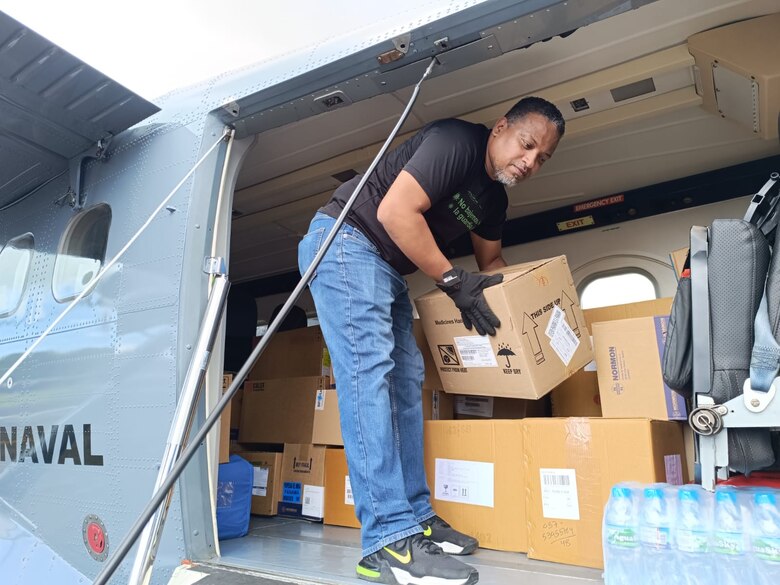 El país que se parte en la cordillera: la odisea de llevar mercancía a Bocas del Toro