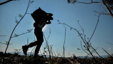 Atacados e impotentes, soldados venezolanos deciden desertar
