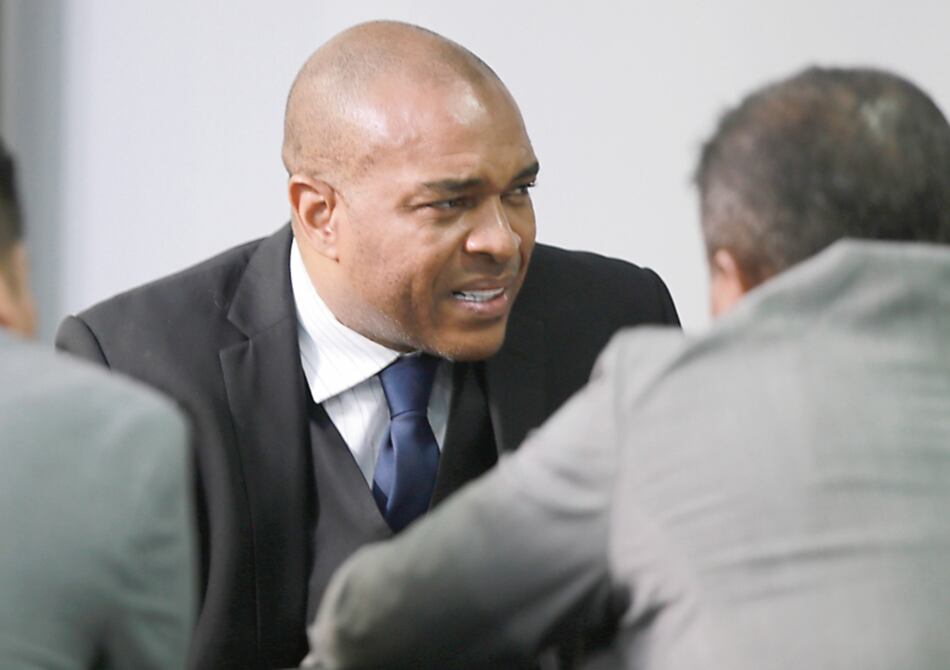 Harding denunciará a Salazar por violencia contra la mujer