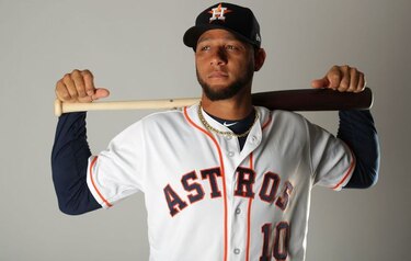Gurriel es operado y se perderá inicio de la temporada