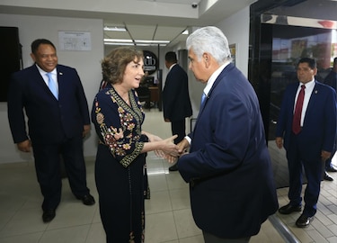 Presidente José Raúl Mulino participa en el consejo editorial de ‘La Prensa’