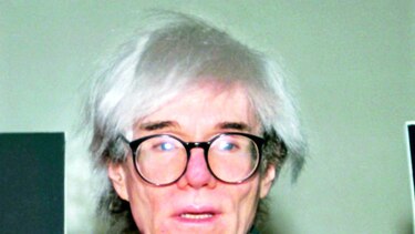 Publican libros sobre Warhol en internet