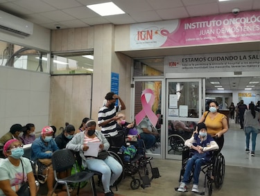 ‘He visto y seguido el drama que no ha cambiado’, dice el presidente electo Mulino desde el Instituto Oncológico Nacional 
