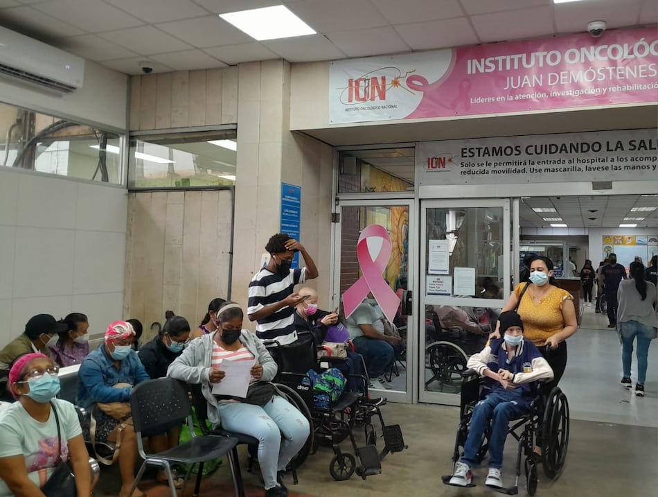 ‘He visto y seguido el drama que no ha cambiado’, dice el presidente electo Mulino desde el Instituto Oncológico Nacional