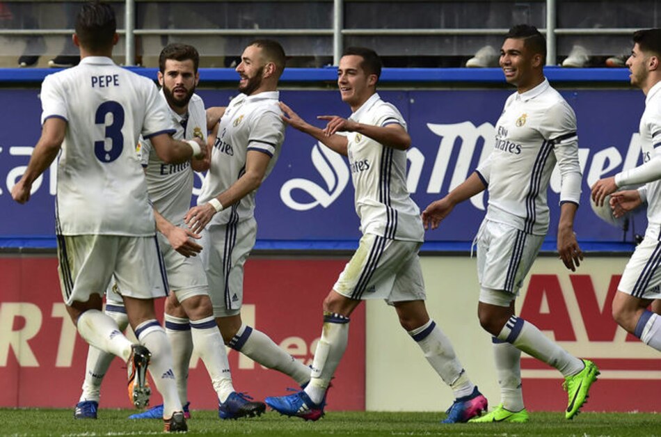 Real Madrid gana 4-1 al Eibar con goles de Benzema, James y Asensio