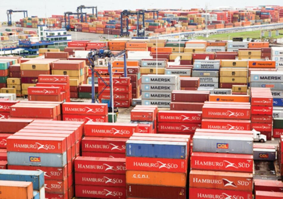 México registra superávit comercial por demanda de EU