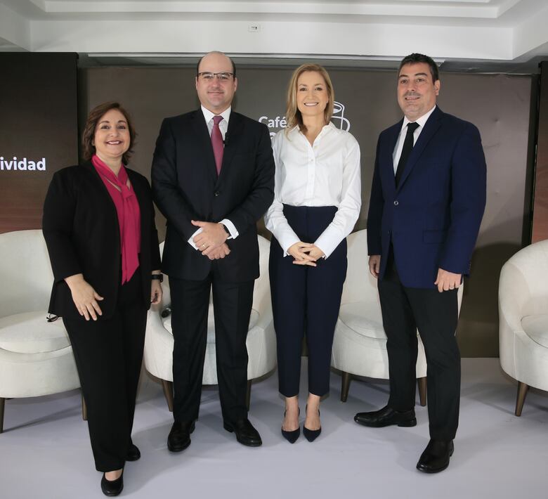 Café con La Prensa aborda cómo la conectividad impulsa la competitividad en la era digital