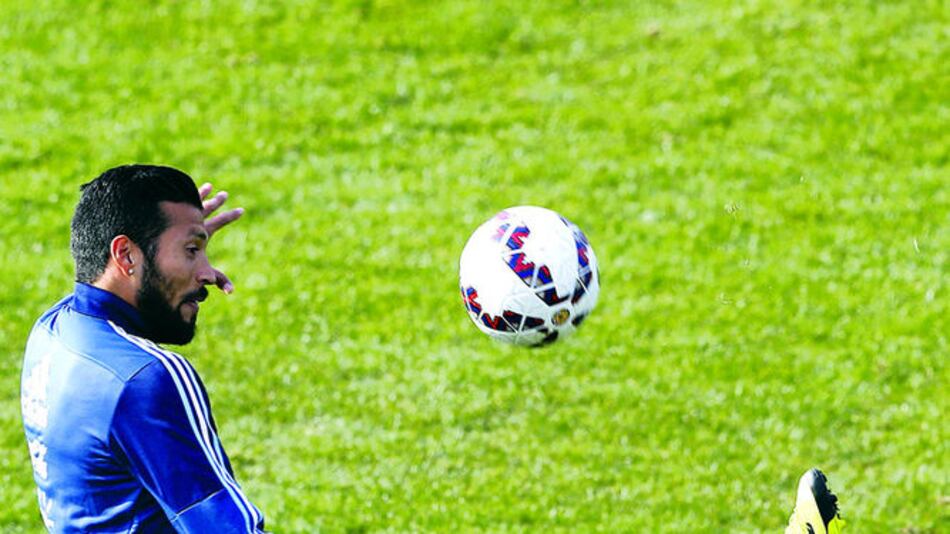 Garay es la única duda de Martino