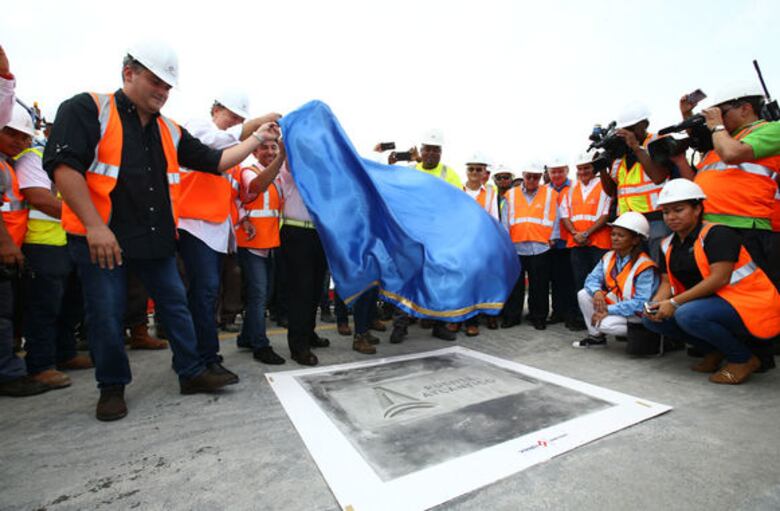 ACP efectúa último vaciado de concreto en el tercer puente sobre el Canal