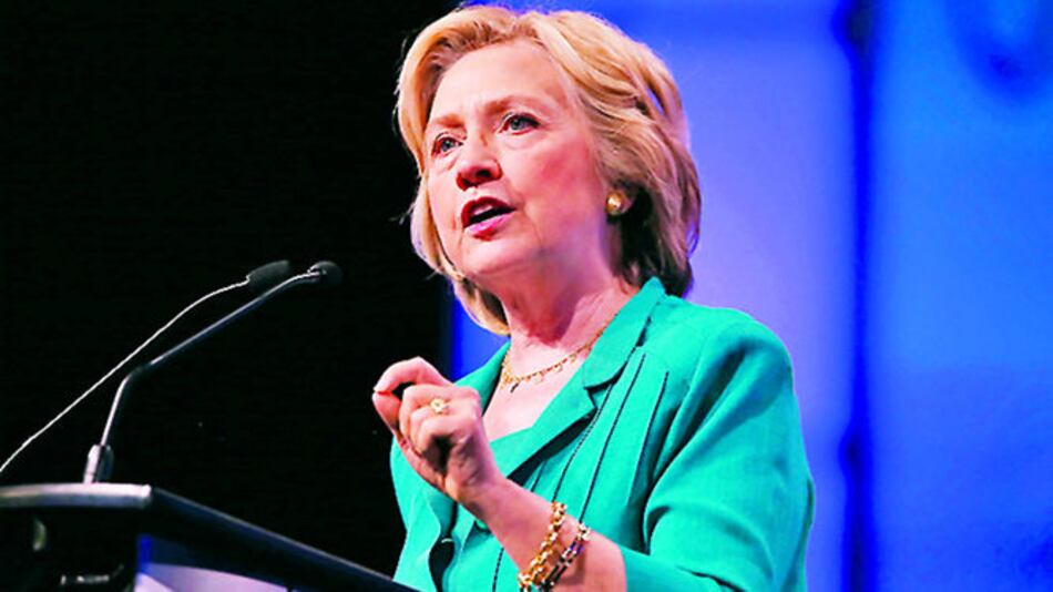 FBI investiga seguridad de 'emails' de Hillary Clinton