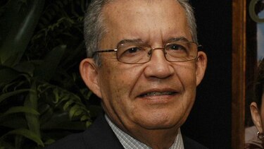 Expresidente de la Corte pide a Ayú Prado que se separe 'voluntariamente'