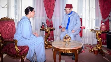 Fatima El Mansouri: cómo la primera mujer en liderar el gobierno de Marruecos está atrapada entre el rey, los clérigos y el feminismo
