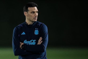 Scaloni: ‘Entre Maradona y Messi me quedo con Messi, el mejor de la historia’