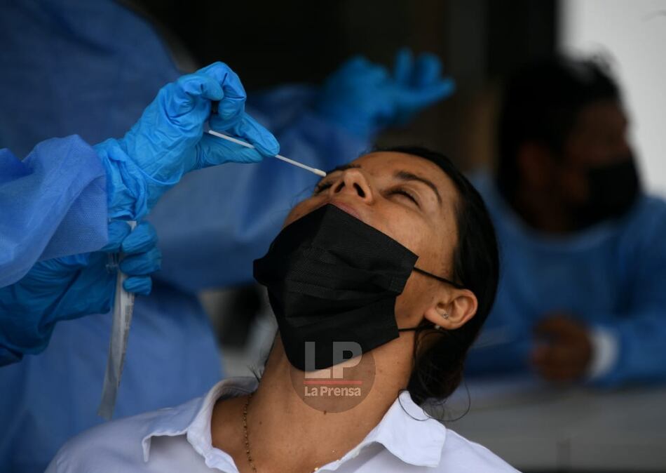 El 23% de casos activos está en la región Metropolitana