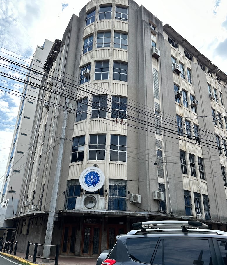 El alma y la nostalgia de los edificios de La Central