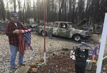 Autoridades permiten regresar a damnificados de incendio en California