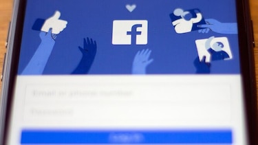 Unión Europea convierte a Facebook en policía global del odio