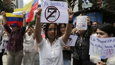 Venezuela: opositores llaman a militares a rebelarse contra Nicolás Maduro