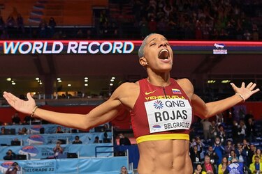 Yulimar Rojas gana tercer Mundial bajo techo con nuevo récord mundial de triple salto