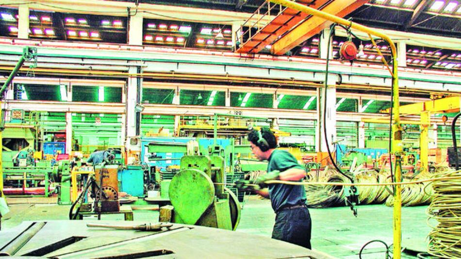 Crecimiento se frena en julio