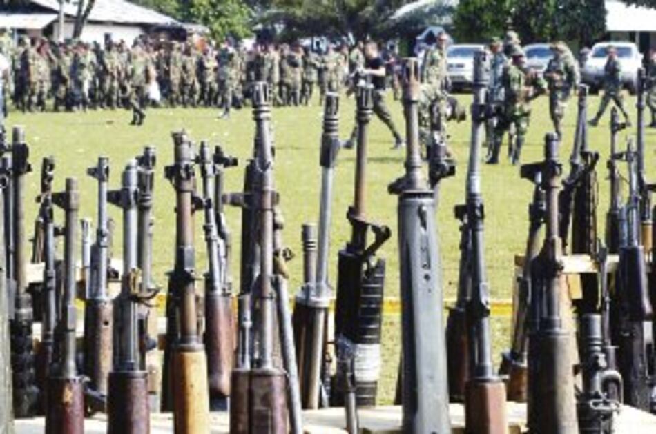 Desmantelan red de tráfico de armas