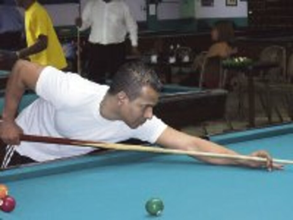 Tacos listos para torneo de billar