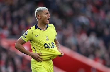 Richarlison rescata al Tottenham y frena al Liverpool