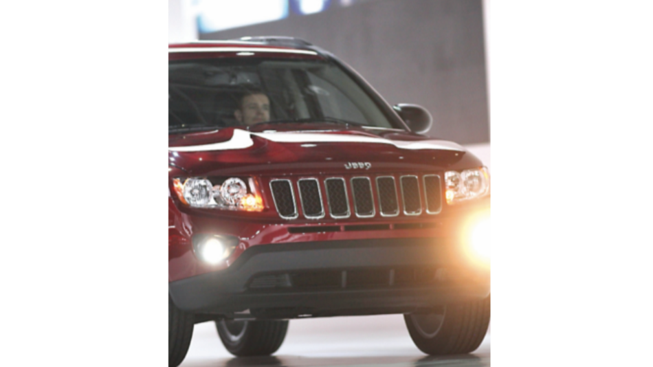 Fiat Chrysler llama a revisión 863 mil vehículos en EU