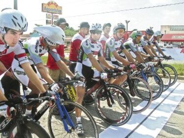 Evento ciclístico arranca con contrarreloj por equipos