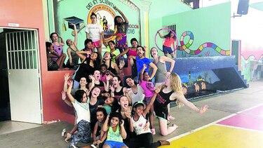 Cuando la danza une a dos países