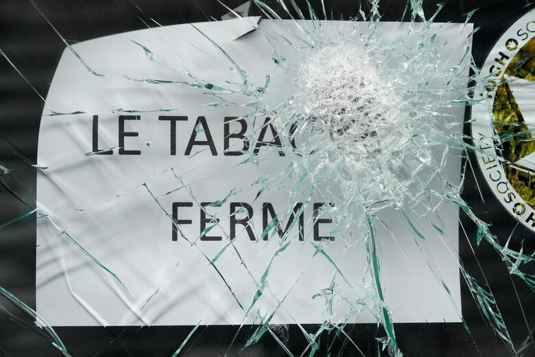 Una nueva noche de disturbios en Francia deja mil 311 detenciones y 79 policías heridos