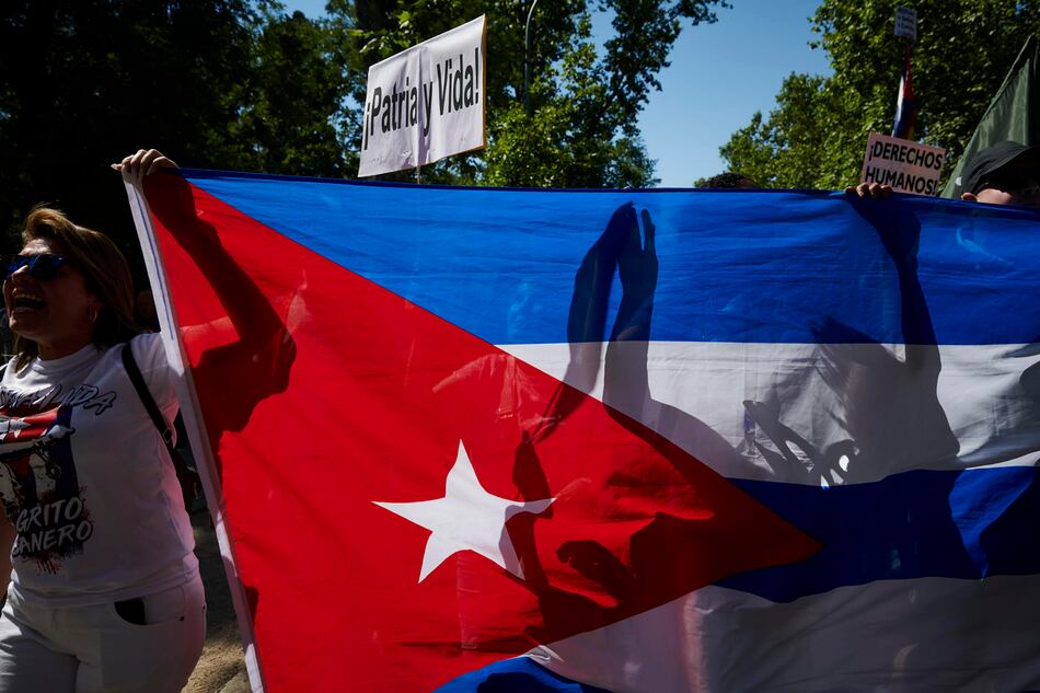 Condenan de hasta 15 años de cárcel a 9 manifestantes del 11J en Cuba