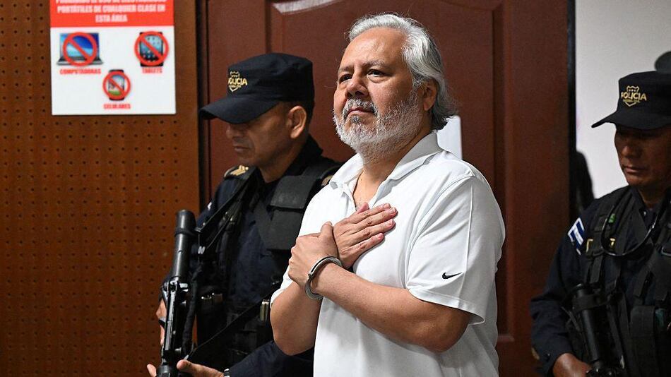 “Bukele se siente empoderado por su alianza con Trump”: cómo aumentó la presión sobre las voces críticas con el gobierno en El Salvador