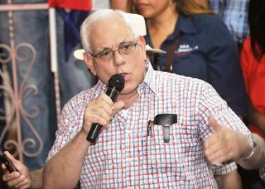Mitchell Doens acusa a Benicio Robinson de buscar alianza con Martinelli