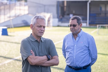 Reinaldo Rueda visita el entrenamiento del UMECIT