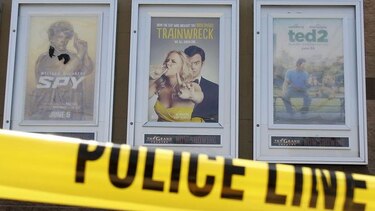 Un fuerte disparo: Sobreviviente describe tiroteo en cine