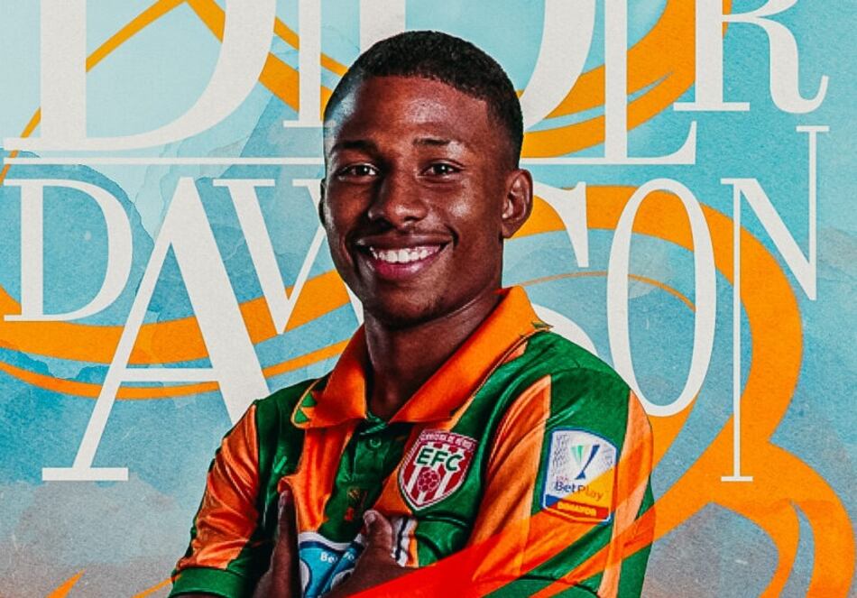 El panameño Didier Dawson es presentado por el Envigado del fútbol colombiano