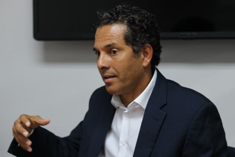 Roberto Díaz Tapiero, ‘El junior’: la infancia en el corazón del régimen de Noriega