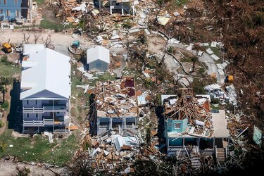 La dolorosa recolección de cuerpos en la isla Gran Ábaco de Bahamas