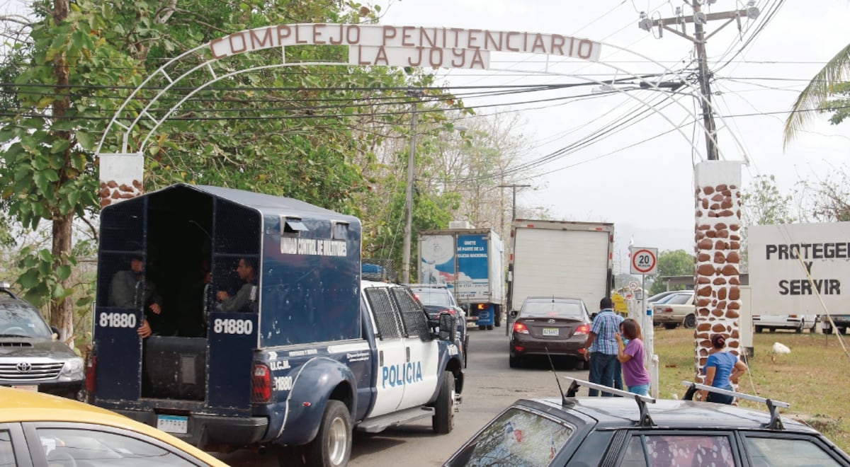 Policía despliega operativo de recaptura tras fuga de reos de La Joya